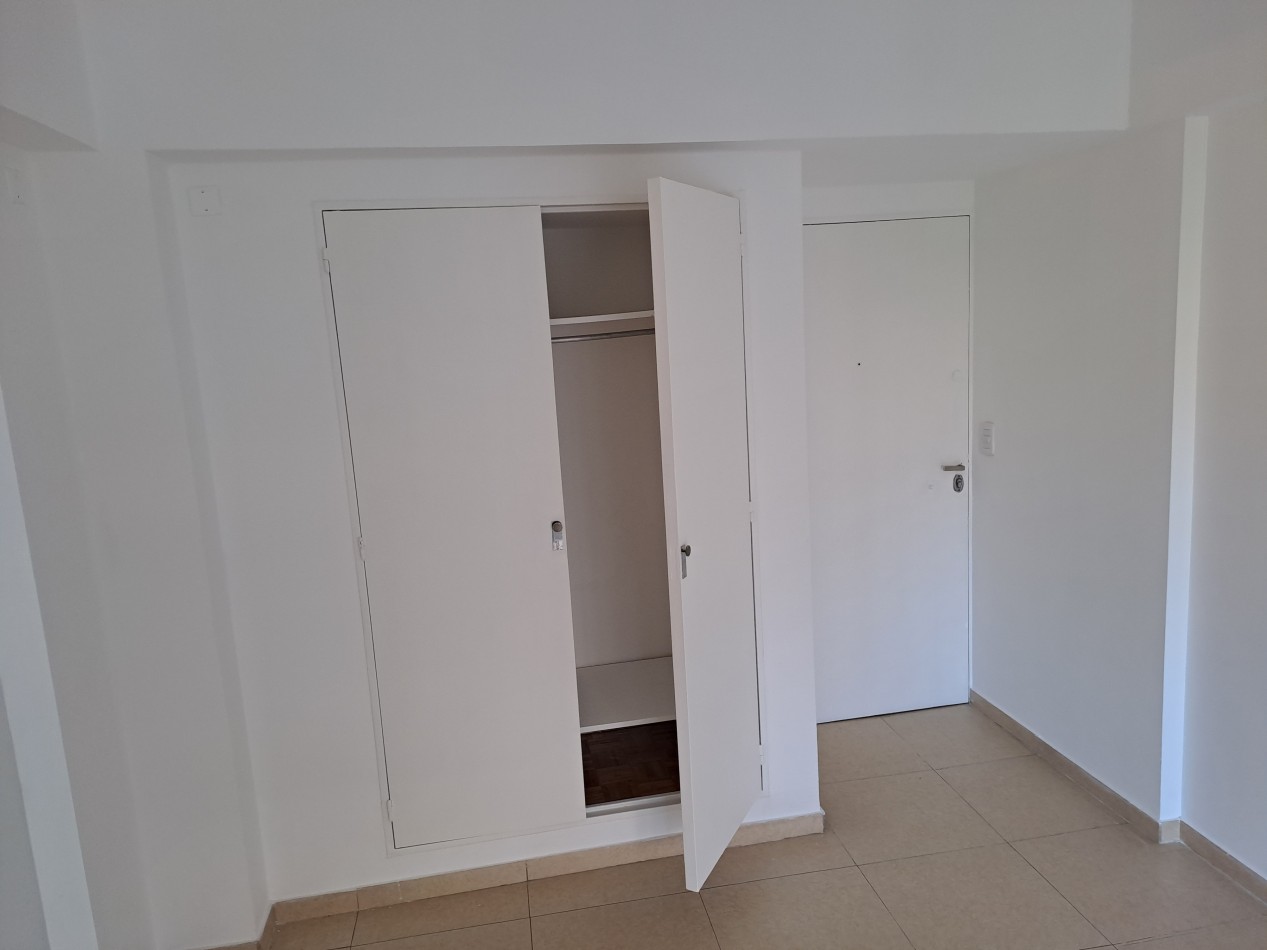 Venta Hermoso departamento de 1 ambiente con balcon  Recoleta 