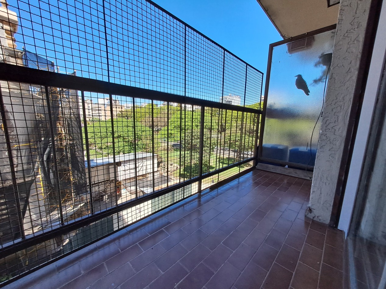 Venta Hermoso departamento de 1 ambiente con balcon  Recoleta 