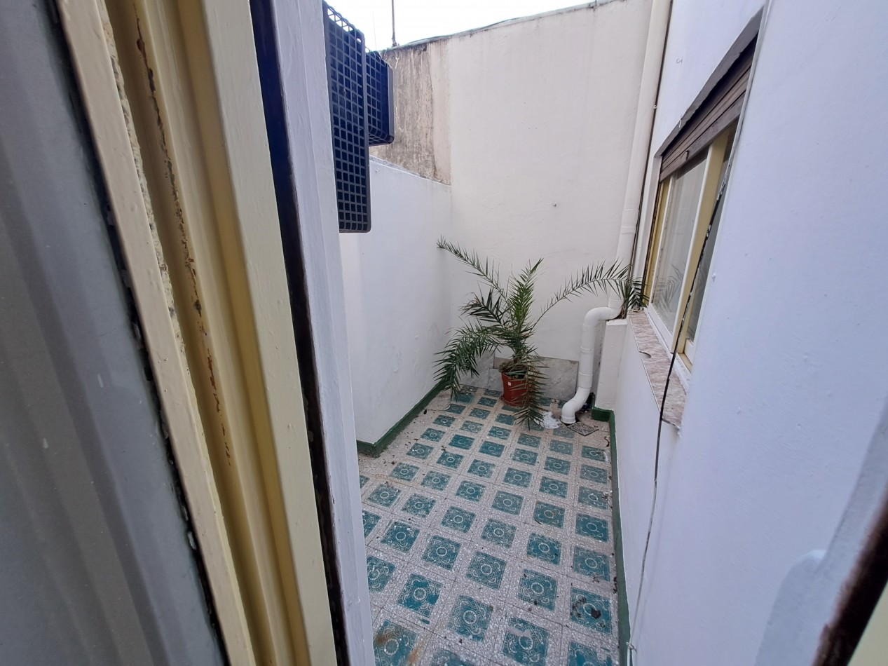 Venta Departamento 2 Ambientes Con Patio Muy Luminoso Congreso